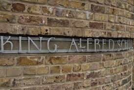 King Alfred outdoor mantle