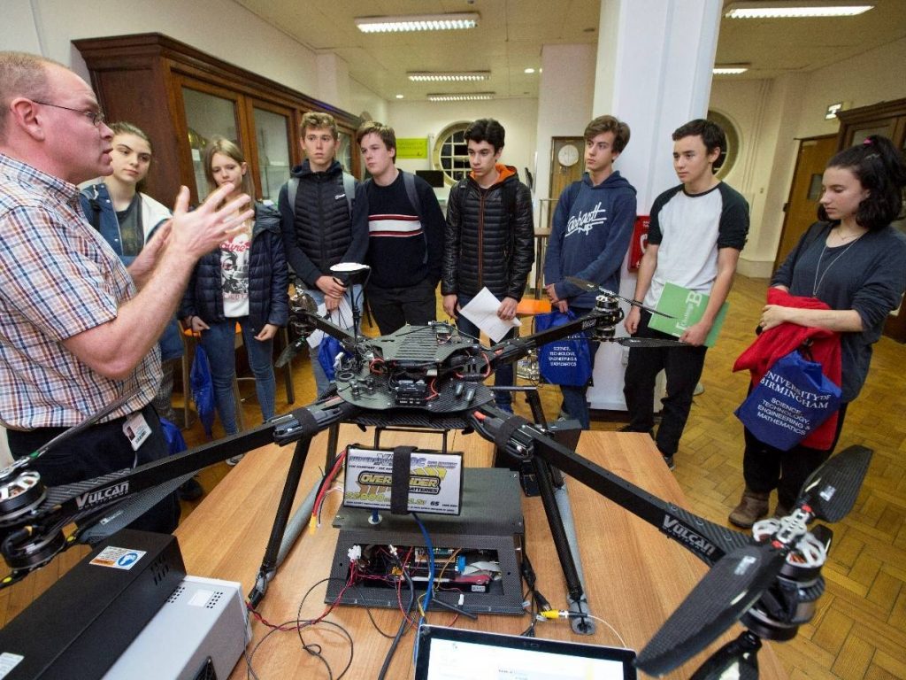 Year 11 Students Win Awards at UK National Quantum Tech Hub Competition