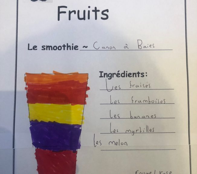 picture of a cup coloured in, and a list of ingredients for a smoothie written in French