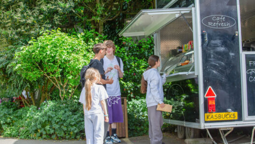 pupils at a food truck